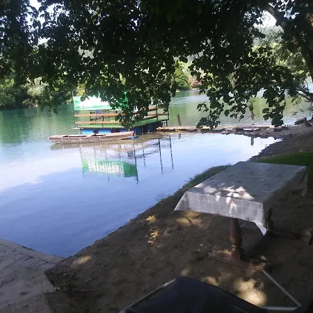 Ribarska Ferienhaus *