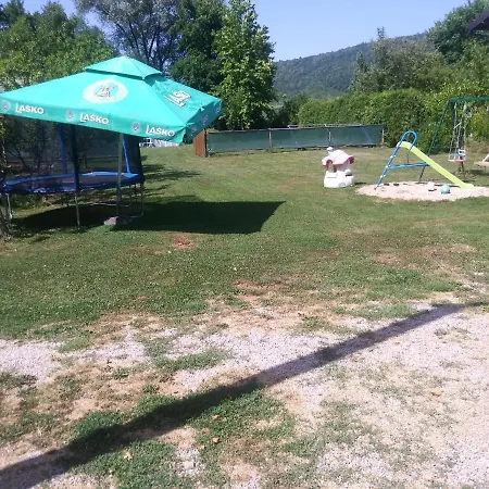 펜션 Ribarska
