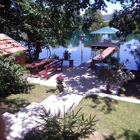 Ribarska Ferienhaus *